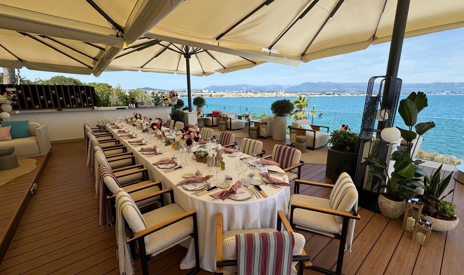 Image gallery marquee